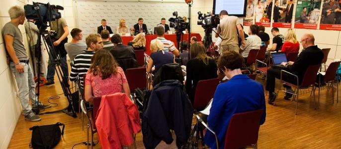 tiskovna konferenca polletno porocilo poslovanja skupina mercator 2013